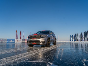 Jeep Grand Cherokee Trackhawk z rekordem prędkości